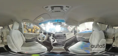 2013 Toyota Sienna Le z USA, uszkodzony, nr VIN 5TDKK3DC9DS367622